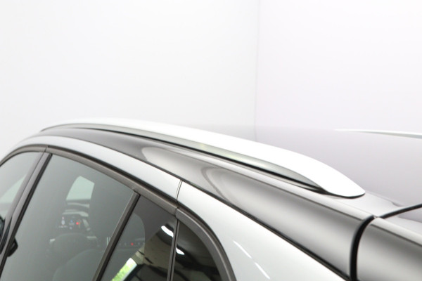 Volkswagen ID.4 Life 77 kWh 204 PK, SOH 92 %, Trekhaak, Carplay, WInterpakket, Adap. Cruise Control