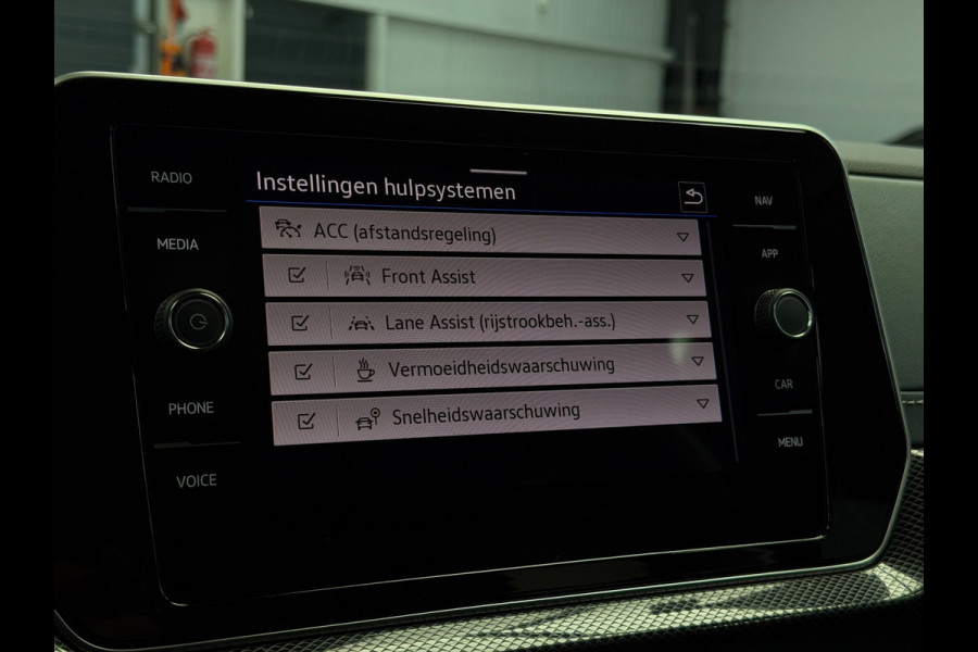 Volkswagen T-Cross 1.0 TSI Edition CarPlay Camera