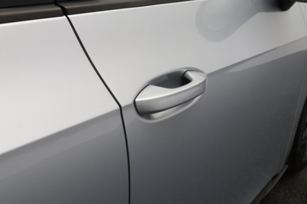 Volkswagen ID.3 204 PK Pro S 77 kWh 204 PK, SOH 88 %, Stoelverwarming, Stuurverwarming, Adap. Cruise Control
