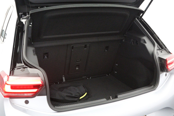 Volkswagen ID.3 204 PK Pro S 77 kWh 204 PK, SOH 88 %, Stoelverwarming, Stuurverwarming, Adap. Cruise Control