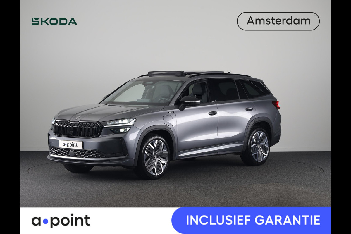 Škoda Kodiaq 1.5 TSI PHEV Sportline Business 204 pk Automaat | Verlengde garantie | Navigatie | Panoramadak | Trekhaak (wegklapbaar) | Parkeersensoren | Achteruitrijcamera | Stoelverwarming v/a |
