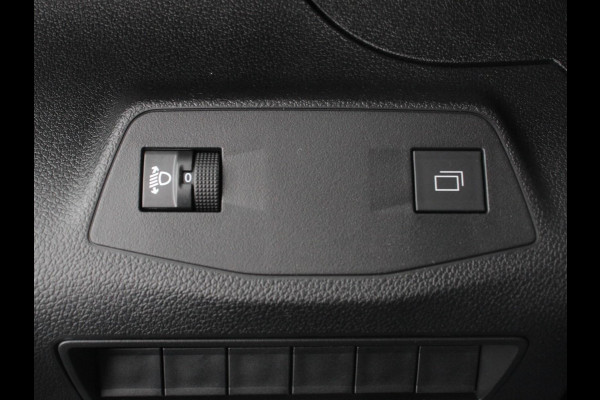 Peugeot Partner 1.5 BlueHDi 130PK L1 Navigatie Apple Carplay / Android Auto DAB trekhaak Cruise Control Airco Houten bekleding laadruimte