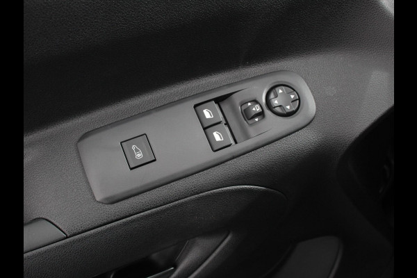 Peugeot Partner 1.5 BlueHDi 130PK L1 Navigatie Apple Carplay / Android Auto DAB trekhaak Cruise Control Airco Houten bekleding laadruimte