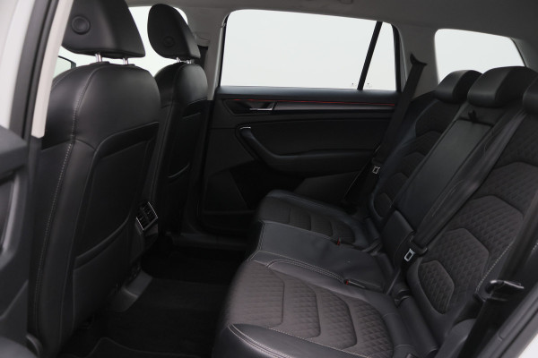 Škoda Kodiaq 1.5 TSI Limited Business Edition Automaat LED, Camera, Apple Carplay, DAB, PDC