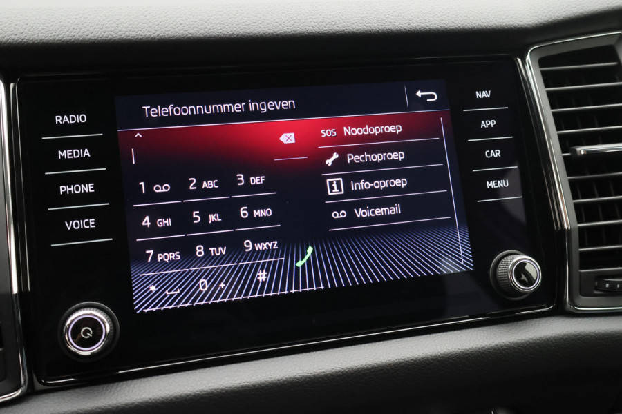 Škoda Kodiaq 1.5 TSI Limited Business Edition Automaat LED, Camera, Apple Carplay, DAB, PDC