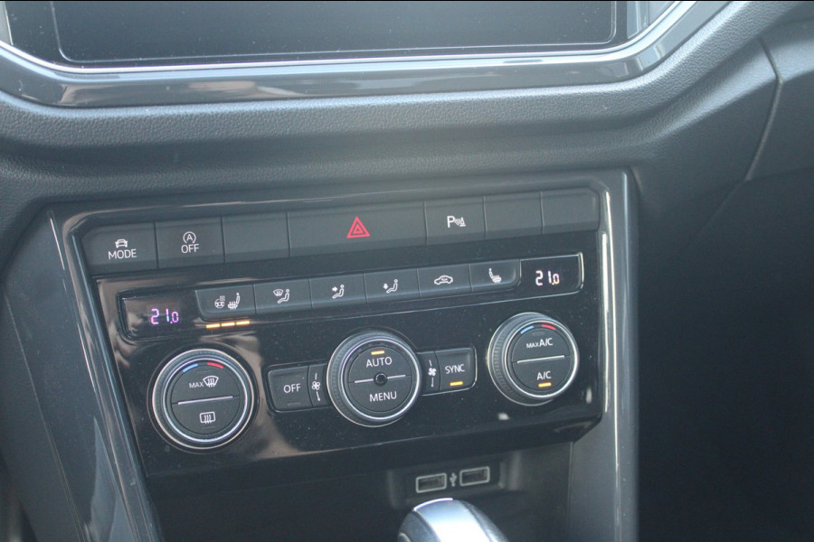 Volkswagen T-Roc 1.5 TSI R-Line Org. NL | Af. Trekhaak | Virtueel | ACC | Stoel/stuurverwarming