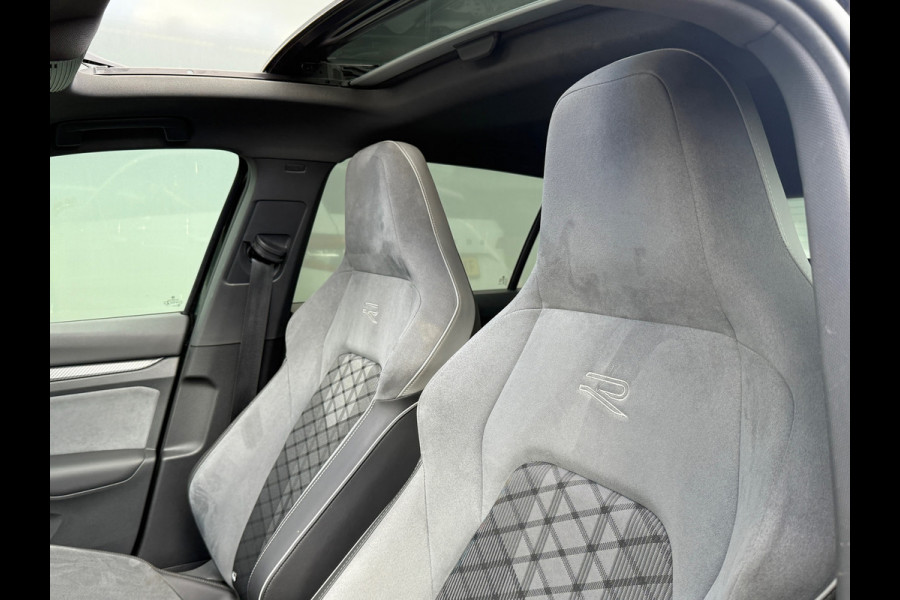 Volkswagen Golf 1.5 TSI R-Line Pano|Sfeer|Sportstoelen|Dealer Onderhouden