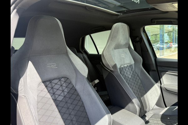 Volkswagen Golf 1.5 TSI R-Line Pano|Sfeer|Sportstoelen|Dealer Onderhouden