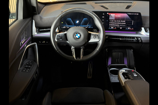 BMW X1 XDrive25e |M-Sport|PANO|HuD|360 CAMERA|TREKHAAK|FABRIEKSGARANTIE|DEALER ONDERHOUDEN|SFEERVERLICHTING|DODEHOEK ASSISTENT|VOL