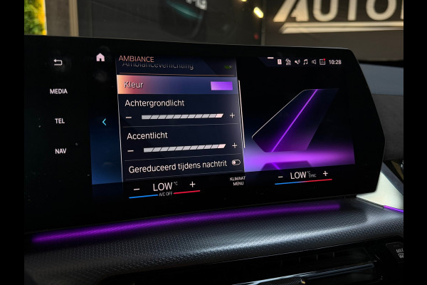 BMW X1 XDrive25e |M-Sport|PANO|HuD|360 CAMERA|TREKHAAK|FABRIEKSGARANTIE|DEALER ONDERHOUDEN|SFEERVERLICHTING|DODEHOEK ASSISTENT|VOL
