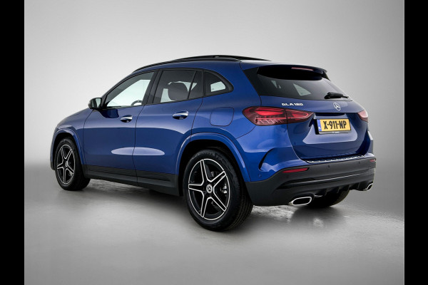 Mercedes-Benz GLA 180 AMG Line | AMG-Line In en Exterieur | Lichtmetalen velgen | panoramadak | Parking support | wide screen | Navigatie | Inclusief 24 maanden MB Certified garantie voor Europa.