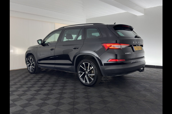 Škoda Kodiaq 1.5 TSI Business Edition (INCL-BTW) *LEATHER-FABRIC | FULL-LED | DIGI-COCKPIT | CAMERA | KEYLESS | DAB+ | NAVI-FULLMAP | SPORTSEATS | PRIVACY-GLASS | ECC | PDC | TOWBAR | CRUISE | 20''ALU*