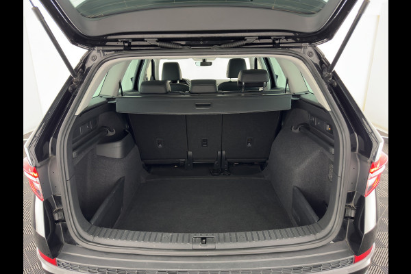 Škoda Kodiaq 1.5 TSI Business Edition (INCL-BTW) *LEATHER-FABRIC | FULL-LED | DIGI-COCKPIT | CAMERA | KEYLESS | DAB+ | NAVI-FULLMAP | SPORTSEATS | PRIVACY-GLASS | ECC | PDC | TOWBAR | CRUISE | 20''ALU*
