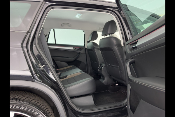 Škoda Kodiaq 1.5 TSI Business Edition (INCL-BTW) *LEATHER-FABRIC | FULL-LED | DIGI-COCKPIT | CAMERA | KEYLESS | DAB+ | NAVI-FULLMAP | SPORTSEATS | PRIVACY-GLASS | ECC | PDC | TOWBAR | CRUISE | 20''ALU*