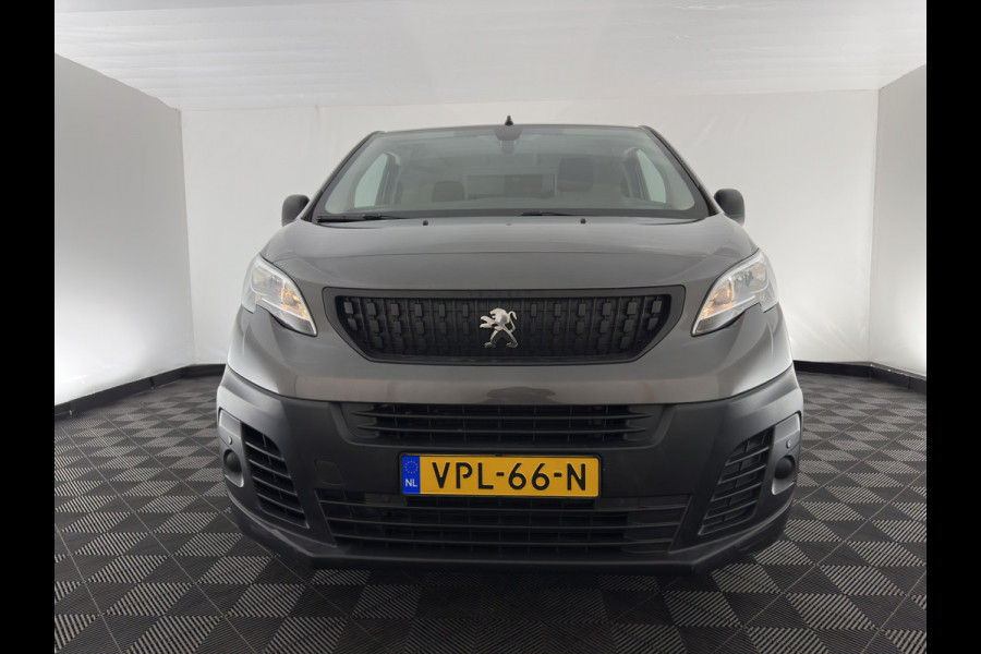 Peugeot e-Expert Standard Premium 75 kWh [3-Fase-11kW] {SoH-94%} Aut. *DIGI-COCKPIT | CARPLAY | CAMERA | AIRCO | COMFORT-SEATS | DAB+ | PDC | CCS-FASTLOADER | CRUISE*