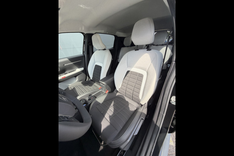 Citroën ë-C3 Max 113pk 44 kWh (Camera - Navigatie - Automatische Airco - Apple Carplay - LED - 17")
