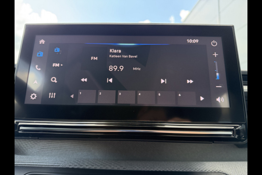 Citroën ë-C3 Max 113pk 44 kWh (Camera - Navigatie - Automatische Airco - Apple Carplay - LED - 17")