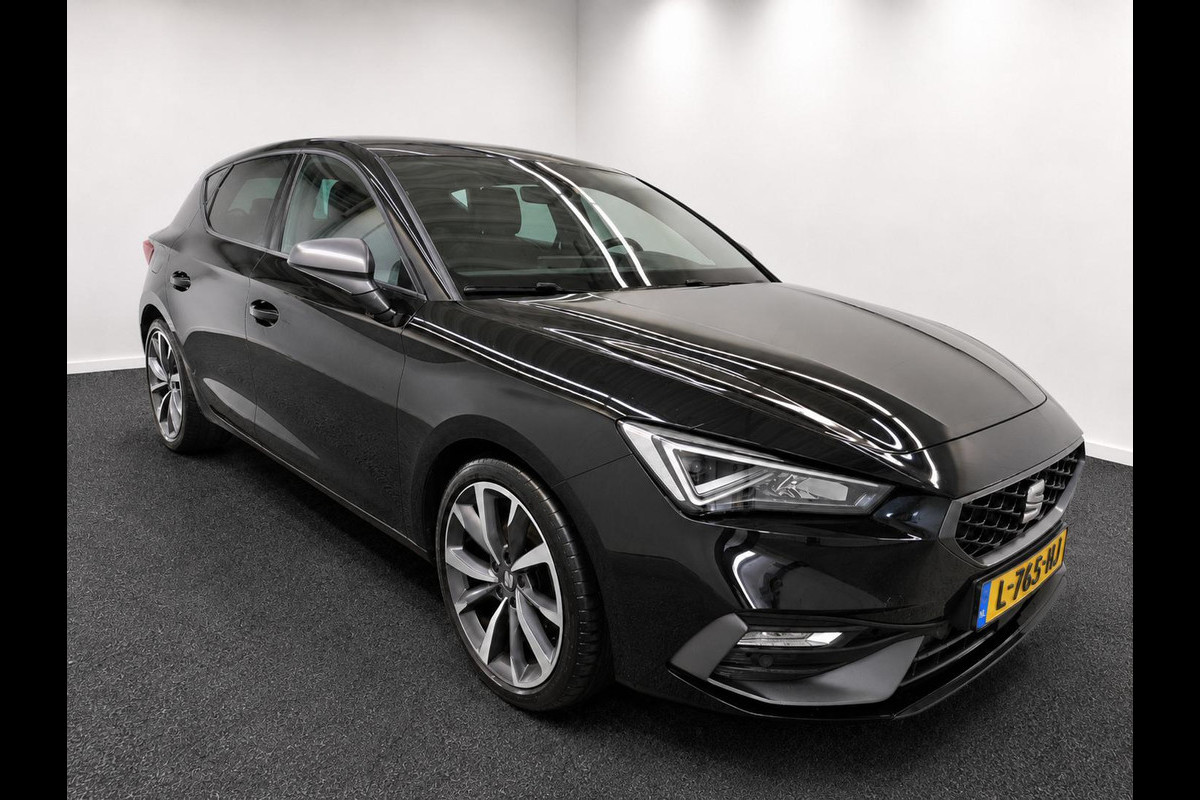 Seat Leon 1.0 eTSI FR Business Intense Matrix LED Adaptive Cruise Park Assist Virtual Cockpit 10" navigatie 18" Velgen Side Assist/uitparkeerhulp