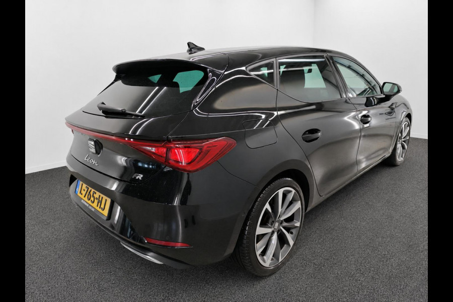 Seat Leon 1.0 eTSI FR Business Intense Matrix LED Adaptive Cruise Park Assist Virtual Cockpit 10" navigatie 18" Velgen Side Assist/uitparkeerhulp