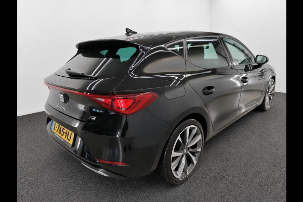 Seat Leon 1.0 eTSI FR Business Intense Matrix LED Adaptive Cruise Park Assist Virtual Cockpit 10" navigatie 18" Velgen Side Assist/uitparkeerhulp