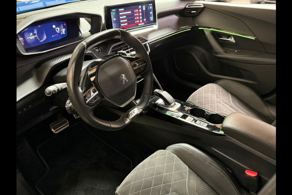 Peugeot 2008 1.2 PureTech GT | Pano | Camera | Led | Sfeerverlichting | Carplay | Parkeersensoren