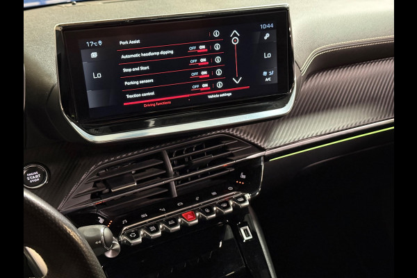Peugeot 2008 1.2 PureTech GT | Pano | Camera | Led | Sfeerverlichting | Carplay | Parkeersensoren