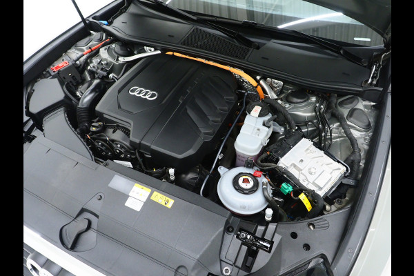 Audi A6 Avant 50 TFSI e quattro | Leder | Trekhaak | Camera | Keyless | Adaptive Cruise | Carplay