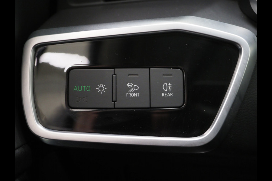 Audi A6 Avant 50 TFSI e quattro | Leder | Trekhaak | Camera | Keyless | Adaptive Cruise | Carplay