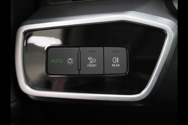 Audi A6 Avant 50 TFSI e quattro | Leder | Trekhaak | Camera | Keyless | Adaptive Cruise | Carplay
