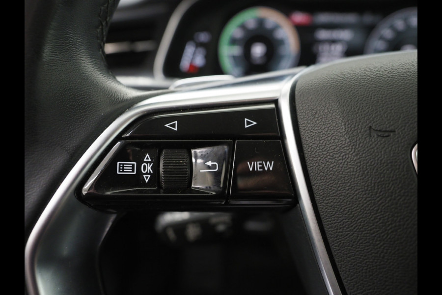 Audi A6 Avant 50 TFSI e quattro | Leder | Trekhaak | Camera | Keyless | Adaptive Cruise | Carplay