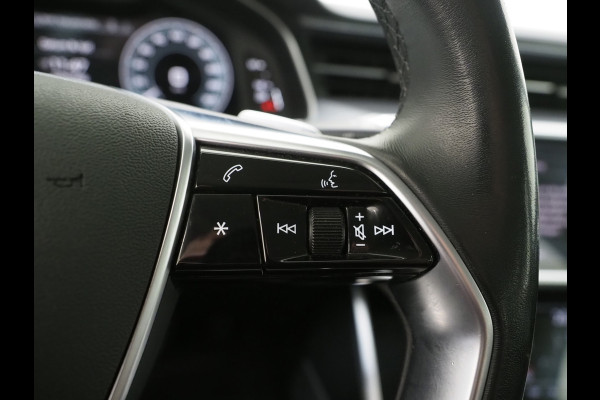 Audi A6 Avant 50 TFSI e quattro | Leder | Trekhaak | Camera | Keyless | Adaptive Cruise | Carplay