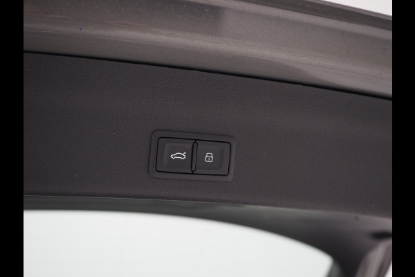 Audi A6 Avant 50 TFSI e quattro | Leder | Trekhaak | Camera | Keyless | Adaptive Cruise | Carplay