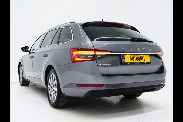 Škoda Superb Combi 1.4 TSI iV Style | Leder/Alcantara | Camera | Keyless | Memory | Virtual | Adaptive Cruise  | Sfeerlicht