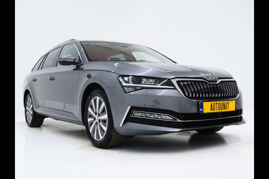 Škoda Superb Combi 1.4 TSI iV Style | Leder/Alcantara | Camera | Keyless | Memory | Virtual | Adaptive Cruise  | Sfeerlicht