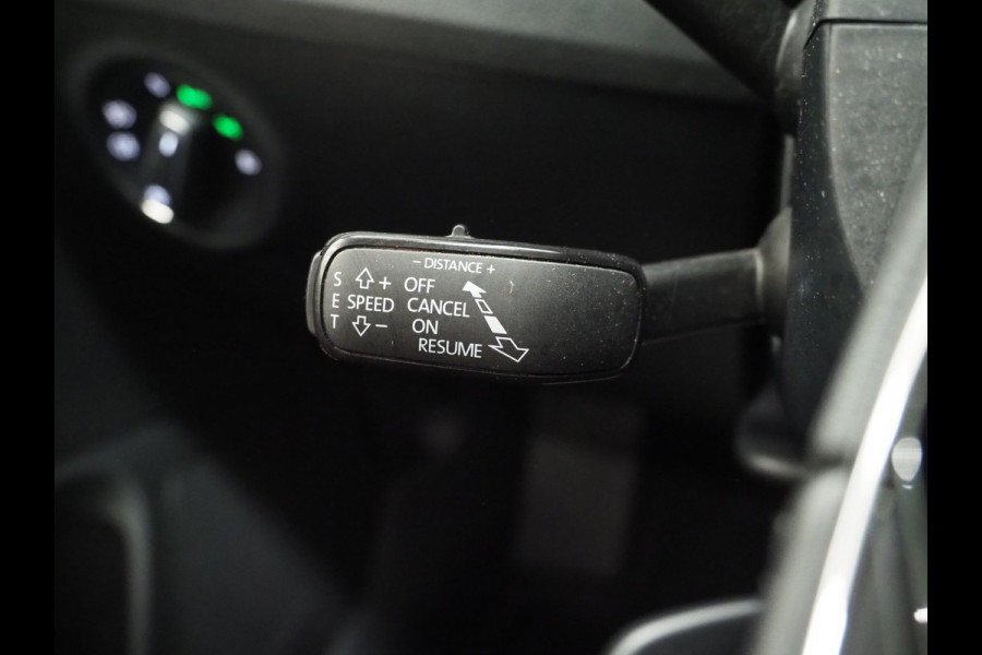 Škoda Superb Combi 1.4 TSI iV Style | Leder/Alcantara | Camera | Keyless | Memory | Virtual | Adaptive Cruise  | Sfeerlicht
