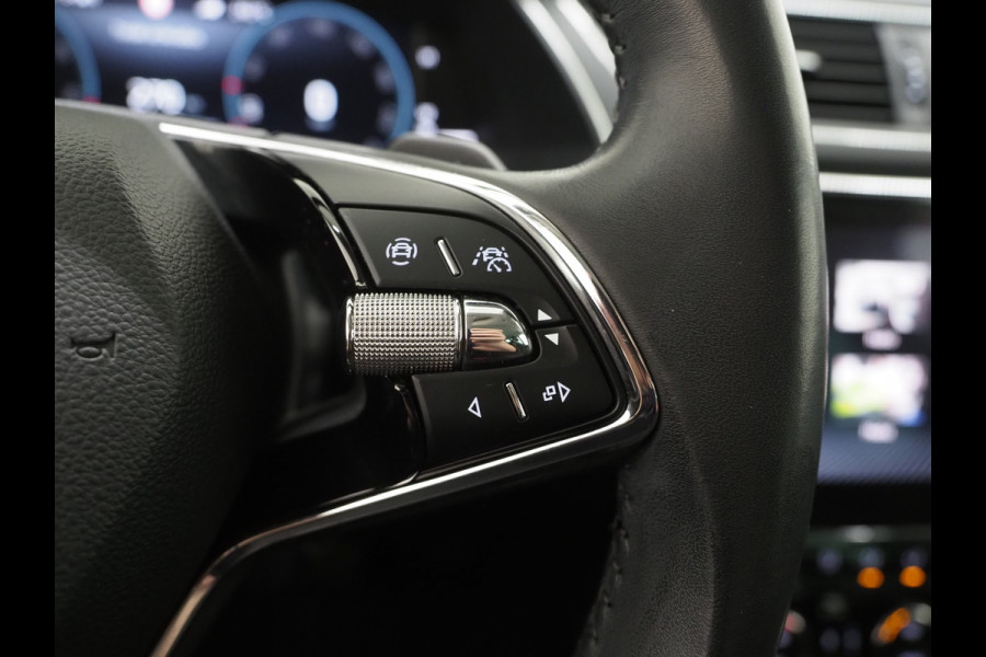 Škoda Superb Combi 1.4 TSI iV Style | Leder/Alcantara | Camera | Keyless | Memory | Virtual | Adaptive Cruise  | Sfeerlicht