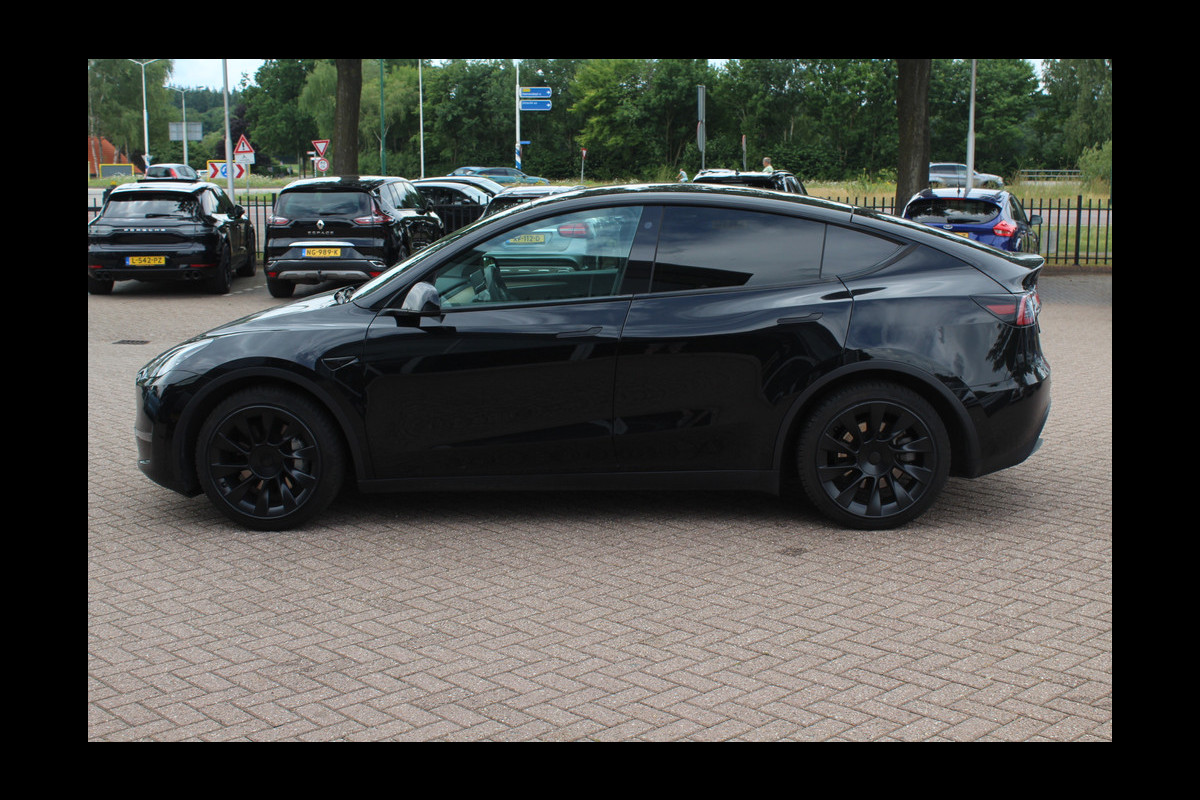 Tesla Model Y Long Range AWD 75 kWh / SOH 87,8% / Autopilot / Panoramadak / Camera / 20'' / Keyless / Leder / Dodehoek / Navigatie / Stoelverwarming