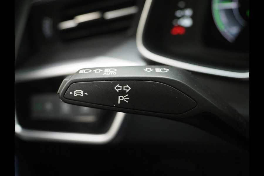 Audi A6 Avant 50 TFSI e quattro Facelift | Honeycomb Leder | 360 | Keyless | Adaptive Cruise | Dodehoek | Carplay