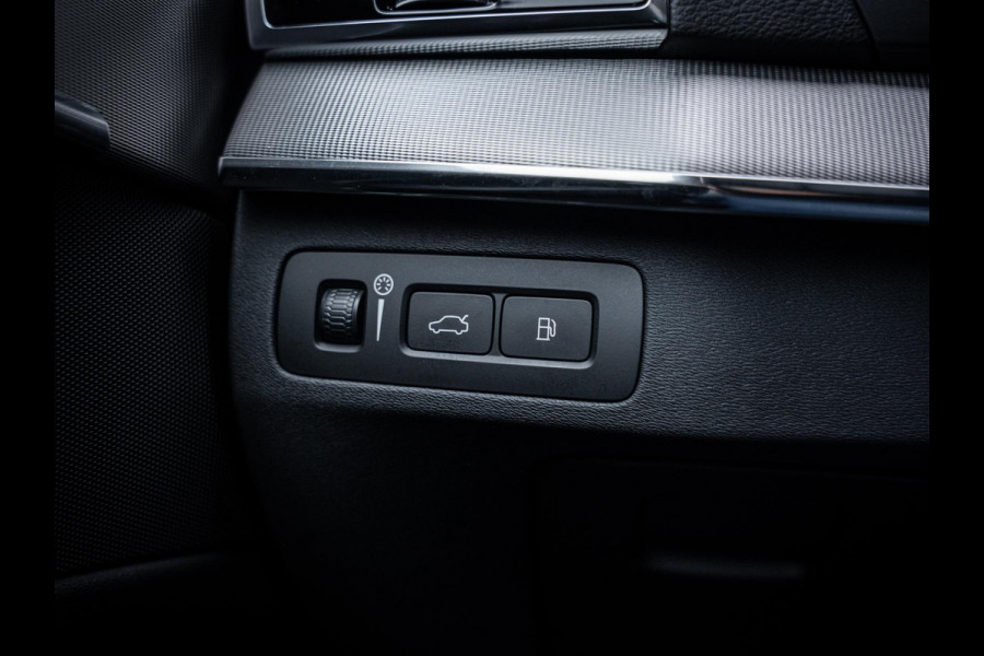 Volvo XC90 2.0 T8 Recharge AWD R-Design 7P - Pano l Memory l Trekh l H/Kardon l 360cam
