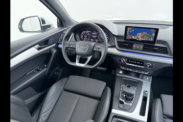 Audi Q5 55 TFSI e quattro Competition VAN: 44.900,- VOOR: 39.877,- UW WKVOORDEEL: 5.023,- | 32.000KM! |PANO| ELEKTRISCHE TREKHAAK| ELEK. ACHTERKLEP |MASSAGE| ADAPTIVE CRUISE| CAMERA| NET ONDERHOUD GEHAD RIJKLAAR INCL. 12 MND BOVAG GARANTIE| SFEERVERLICHTING