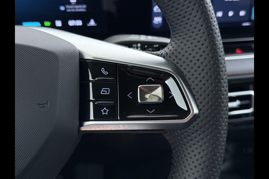 MG HS 1.5 Luxury PHEV VAN: 39.900,- VOOR: 33.330,- UW WKVOORDEEL: 6.470,- | PLUG-IN HYBRIDE | 272 PK | NIEUWE AUTO | >1.000 KM TOTAAL BEREIK | 1E REGISTRATIE 03-2026 | 360° CAMERA | ELEKTRISCHE ACHTERKLEP | 7 JAAR MG GARANTIE T/M 2033 | APPLE CARPLAY | ANDROID AUTO | STOELVERWARMING | FULL LED | ELEKTRISCHE STOELEN