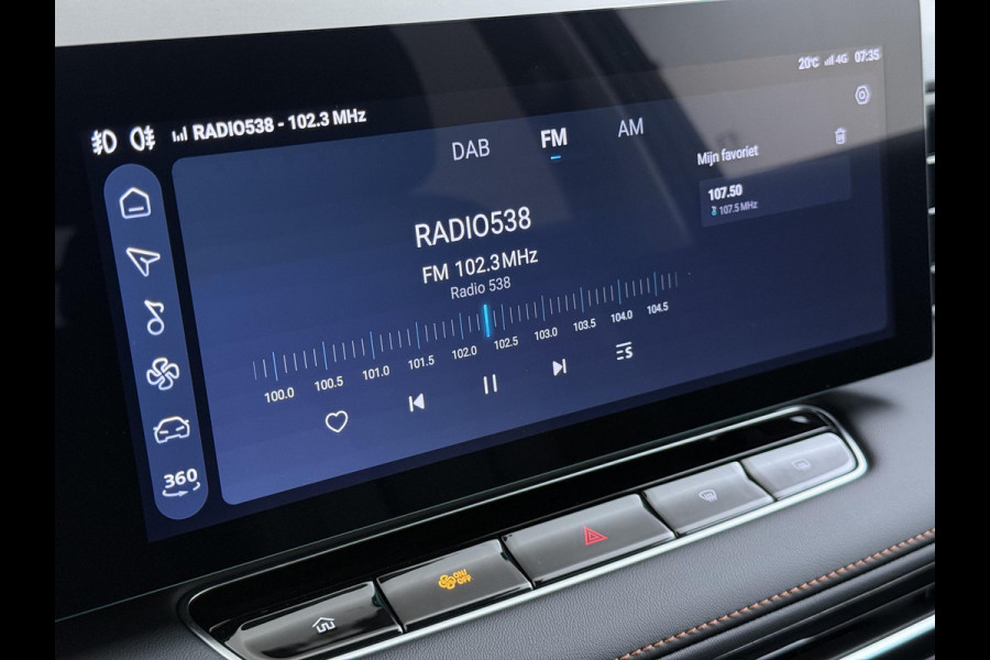 MG HS 1.5 Luxury PHEV VAN: 39.900,- VOOR: 33.330,- UW WKVOORDEEL: 6.470,- | PLUG-IN HYBRIDE | 272 PK | NIEUWE AUTO | >1.000 KM TOTAAL BEREIK | 1E REGISTRATIE 03-2026 | 360° CAMERA | ELEKTRISCHE ACHTERKLEP | 7 JAAR MG GARANTIE T/M 2033 | APPLE CARPLAY | ANDROID AUTO | STOELVERWARMING | FULL LED | ELEKTRISCHE STOELEN