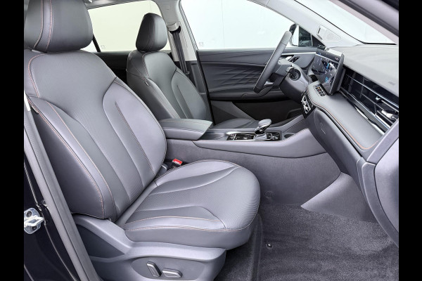 MG HS 1.5 Luxury PHEV VAN: 39.900,- VOOR: 33.330,- UW WKVOORDEEL: 6.470,- | PLUG-IN HYBRIDE | 272 PK | NIEUWE AUTO | >1.000 KM TOTAAL BEREIK | 1E REGISTRATIE 03-2026 | 360° CAMERA | ELEKTRISCHE ACHTERKLEP | 7 JAAR MG GARANTIE T/M 2033 | APPLE CARPLAY | ANDROID AUTO | STOELVERWARMING | FULL LED | ELEKTRISCHE STOELEN