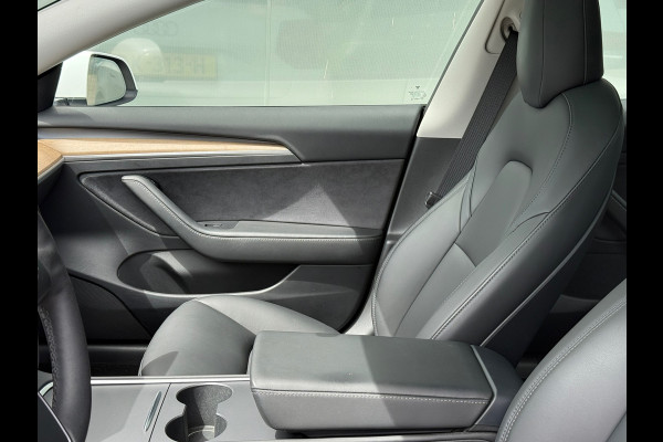 Tesla Model 3 Standard RWD Plus 60 kWh LFP FACELIFT 93% SOH TREKHAAK AUTOPILOT