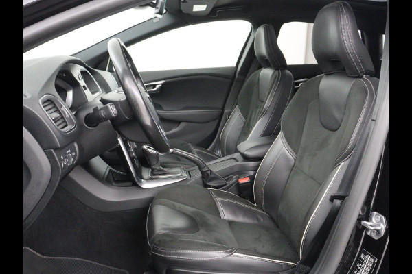 Volvo V40 1.5 T3 Polar+ Sport | Panoramadak | Stoelverwarming | Leder/Alcantara | Standkachel | Camera | Park Assist | Navigatie | Full LED | Keyless | Climate control | Bluetooth | Cruise control | R Design