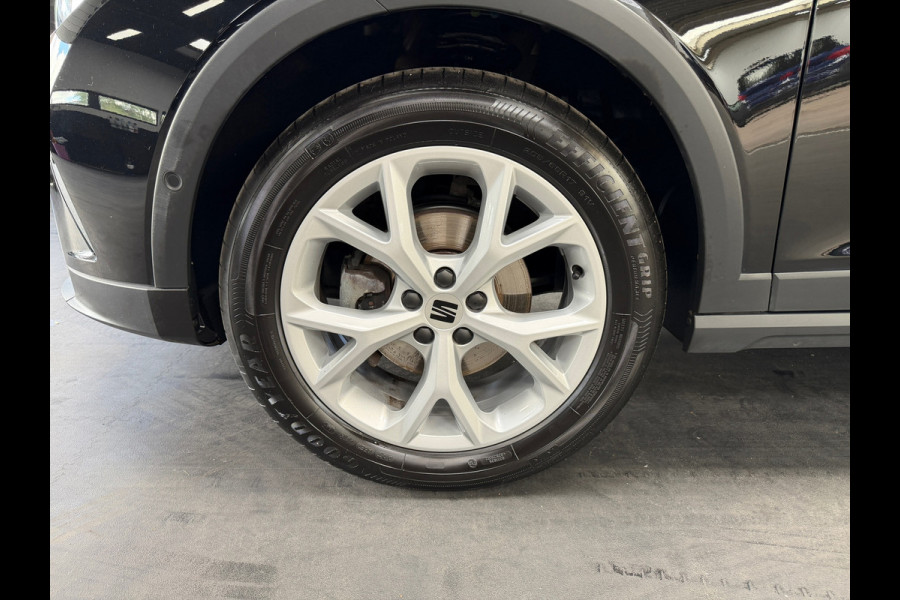 Seat Arona 1.0 TSI FR | DSG | Leder / Alcantara | Camera | Climate | Stoelverwarming | Virtual