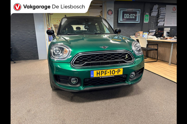 MINI Countryman 1.5 Cooper S E ALL4 Chili John Cooper Works stuur en sport-stoelen / stoelverwarming / Navigatie / carplay