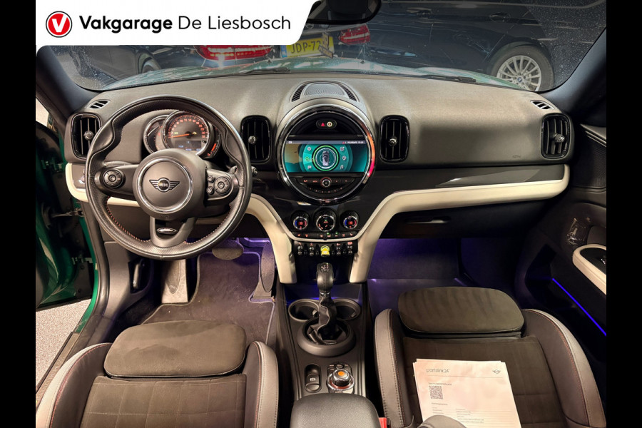 MINI Countryman 1.5 Cooper S E ALL4 Chili John Cooper Works stuur en sport-stoelen / stoelverwarming / Navigatie / carplay