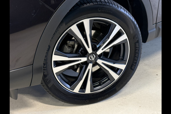 Nissan QASHQAI 1.3 DIG-T Design Edition | Panoramadak | Trekhaak | 360 Camera