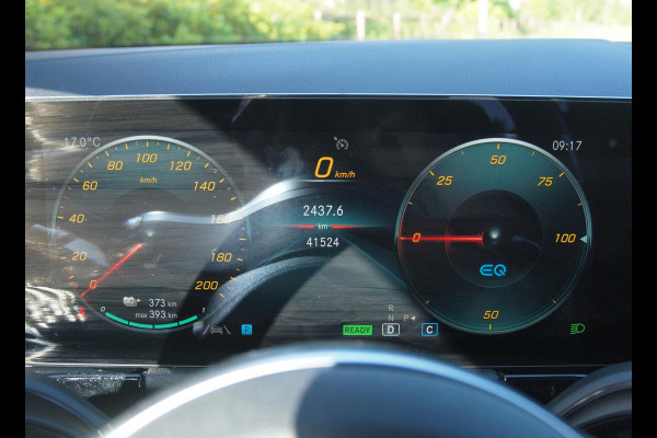 Mercedes-Benz EQA 250 Business Solution AMG 67 kWh | SOH 96% | Camera | Sfeerverlichting | Dealeronderhouden | NL-Auto |